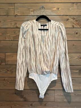 Fore Abstract Print Surplice Puff Sleeve Bodysuit Size S